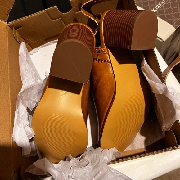 Cloudwalkers Booties Wide Width - Picture 3 of 5